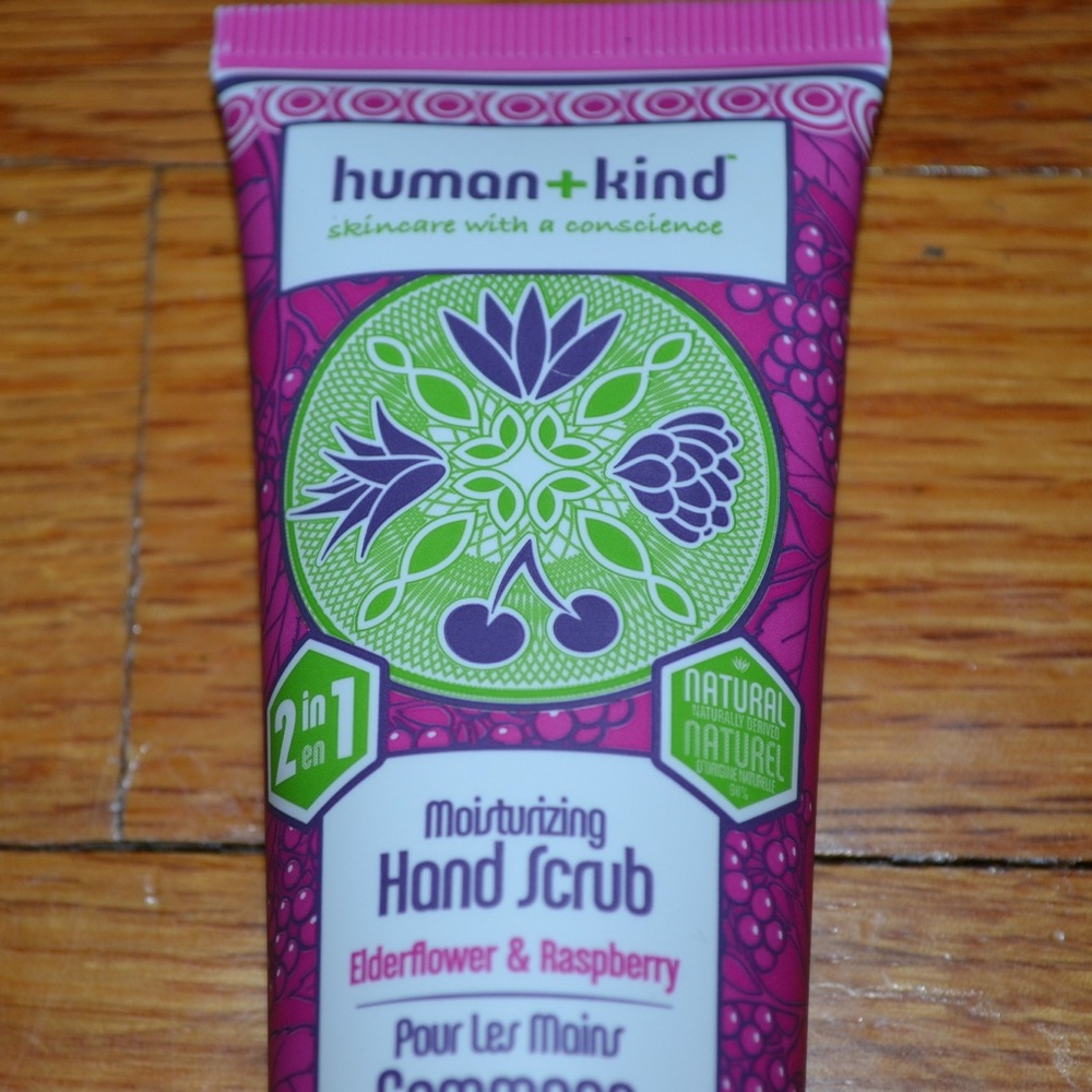 Human + Kind Hand Scrub Elderflower + Raspberry - Picture 3 of 7